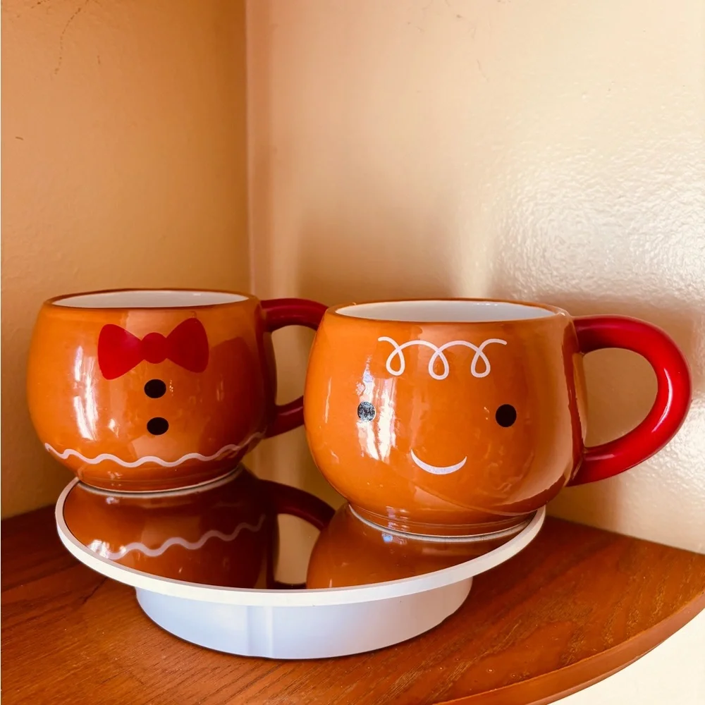 Gingerbread Couple Mug Set | Cute Holiday Coffee Cups | Christmas Kitchen Decor - Picture 2 of 7